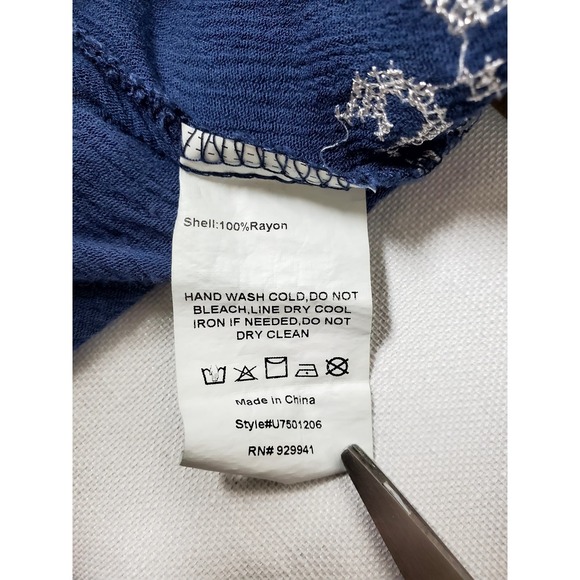 Suzanne Betro Women's 1X Blue Boho Peasant Tunic Top Rayon Tassel Tie - Picture 5 of 6